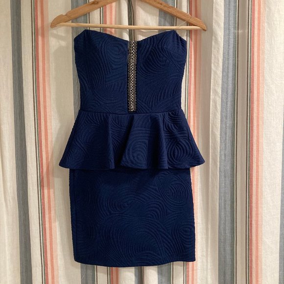 Charlotte Russe (or Windsor) Peplum Mini Dress - Picture 3 of 10